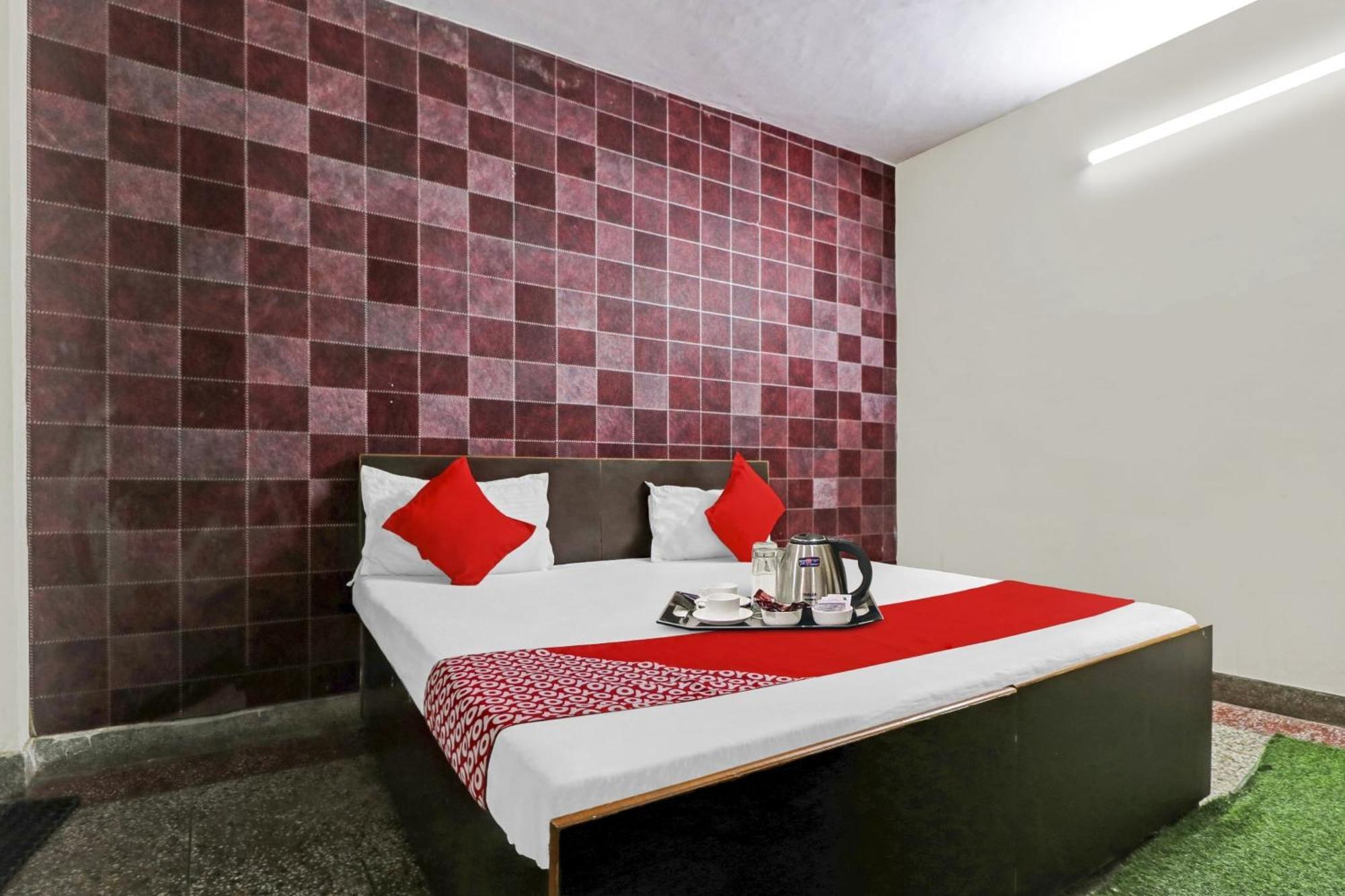 Lion Home Stay New Delhi Exterior photo