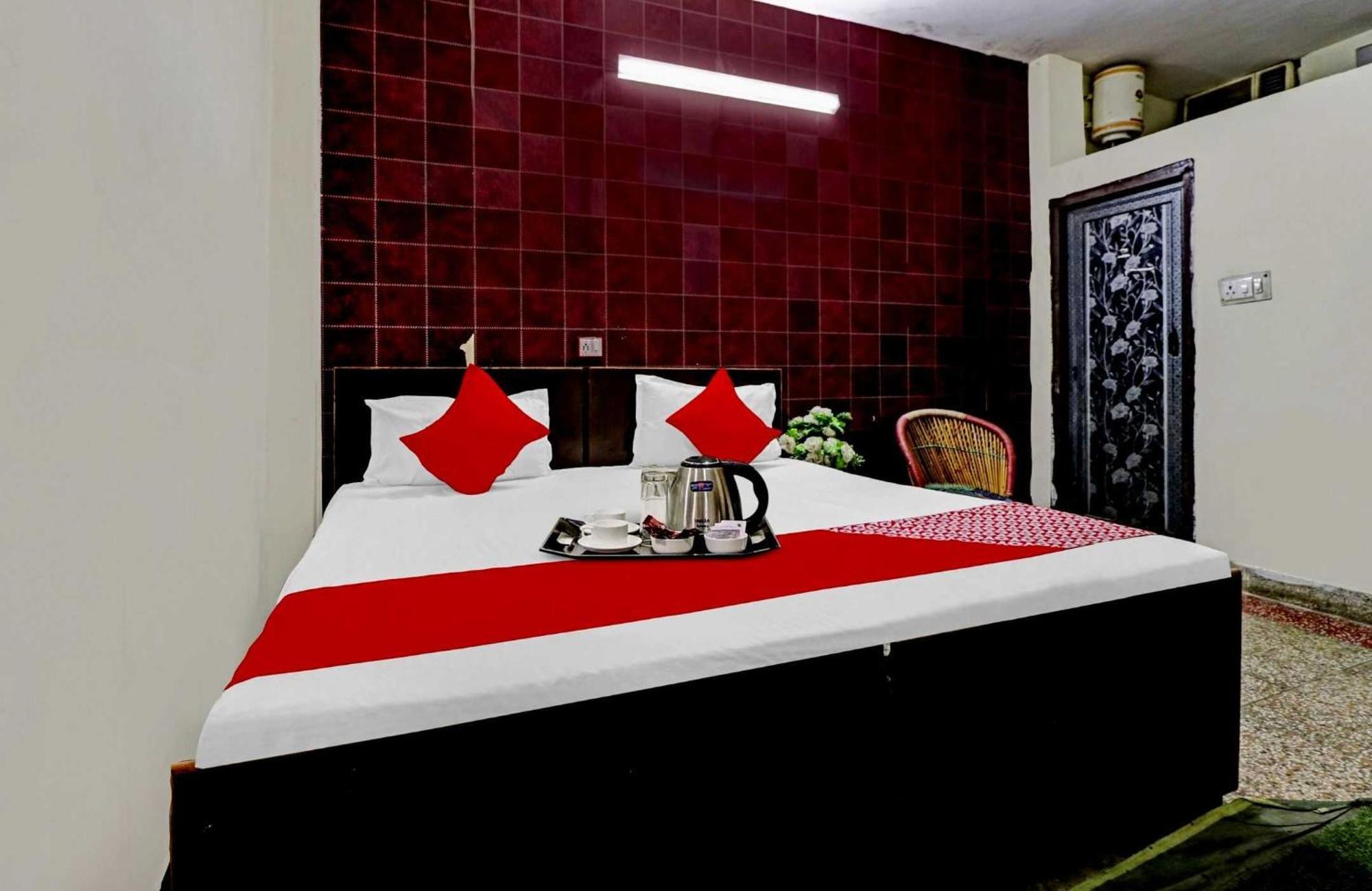 Lion Home Stay New Delhi Exterior photo