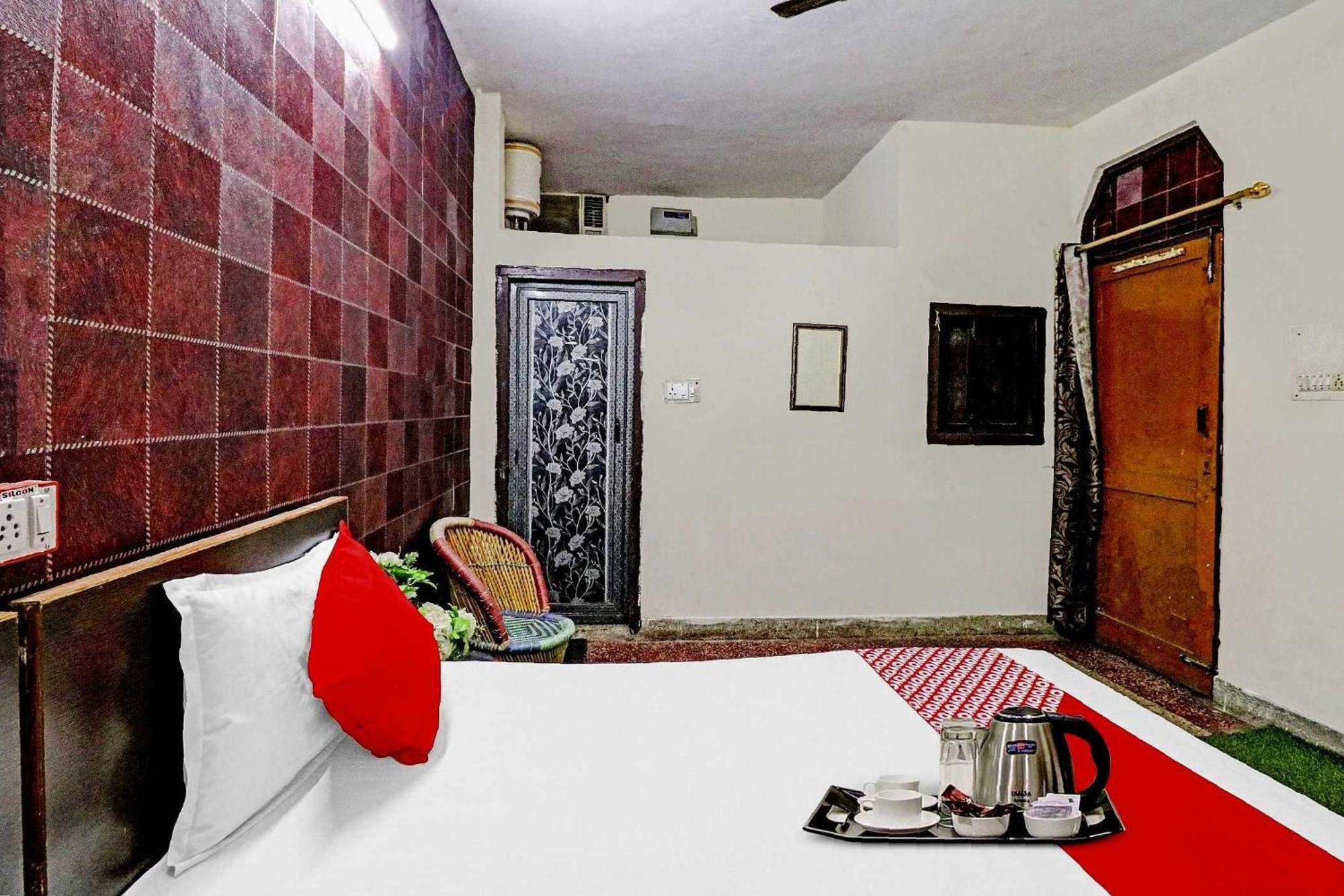 Lion Home Stay New Delhi Exterior photo