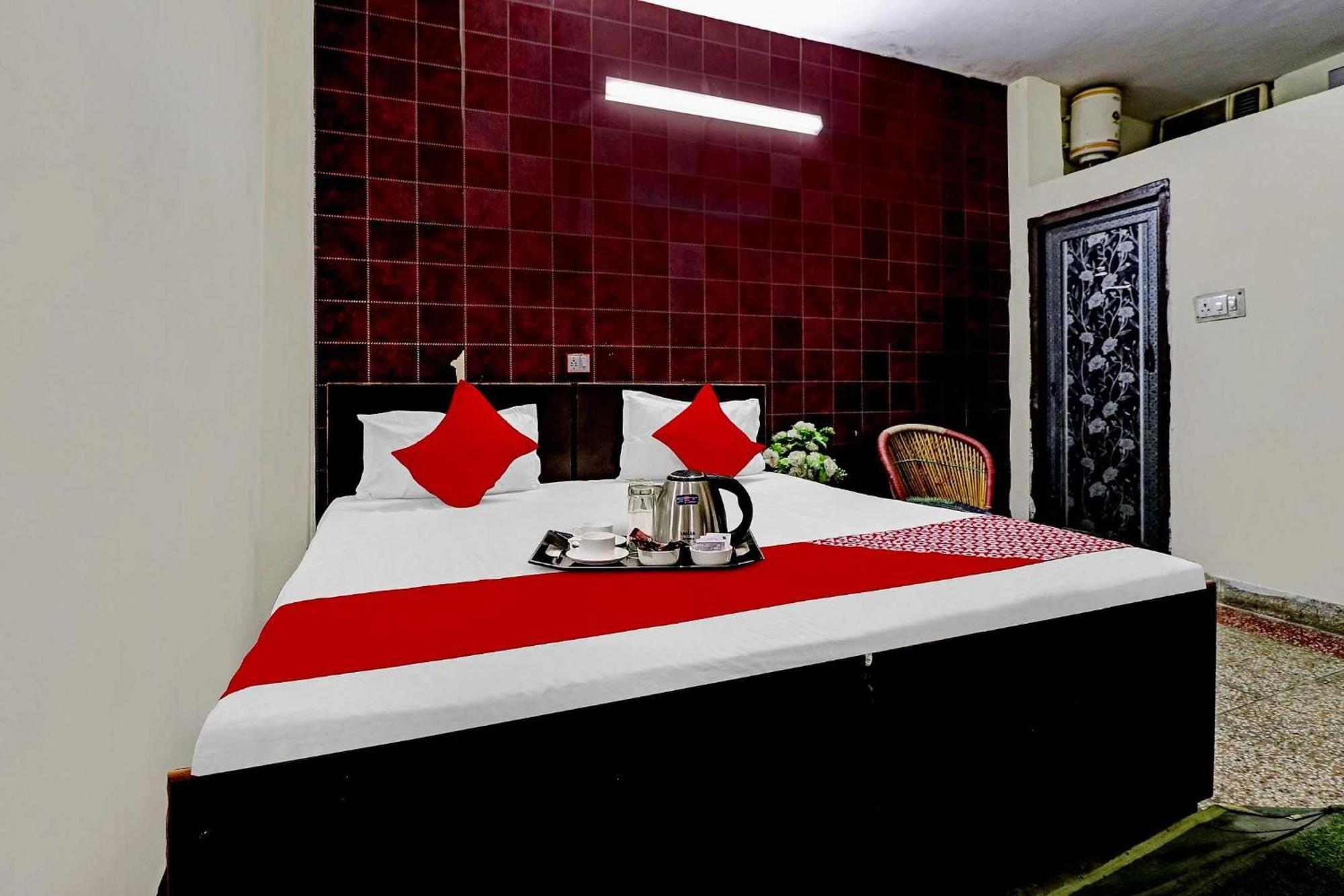 Lion Home Stay New Delhi Exterior photo